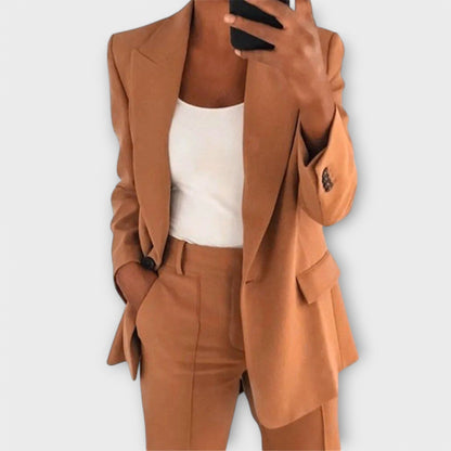 Ella - Women's Suit Set
