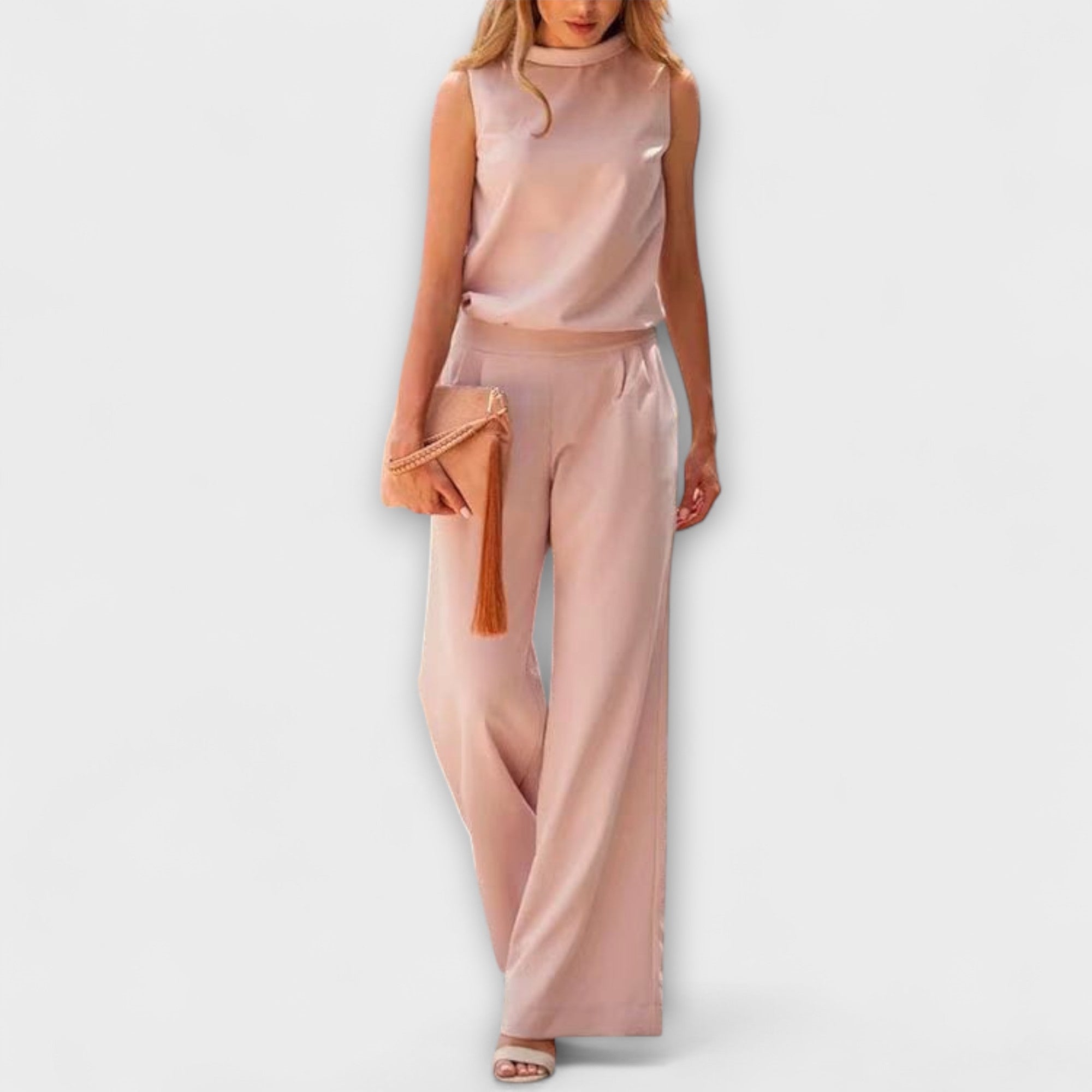 Hannah – Jumpsuit in Satin Look